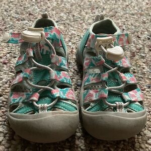 KEEN kids Newport H2 Close Toed Sandals